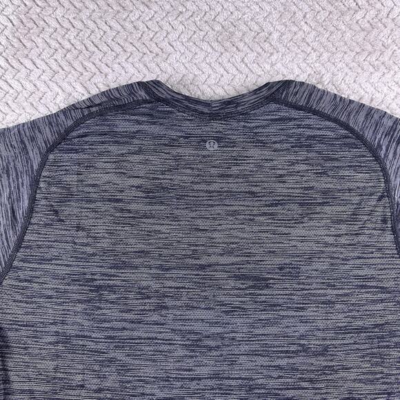 LULULEMON Heather Gray Long Sleeve Pullover In Mind Shirt Mens Medium - Picture 15 of 16